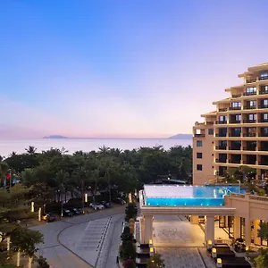 Отель Golden Phoenix Seaview